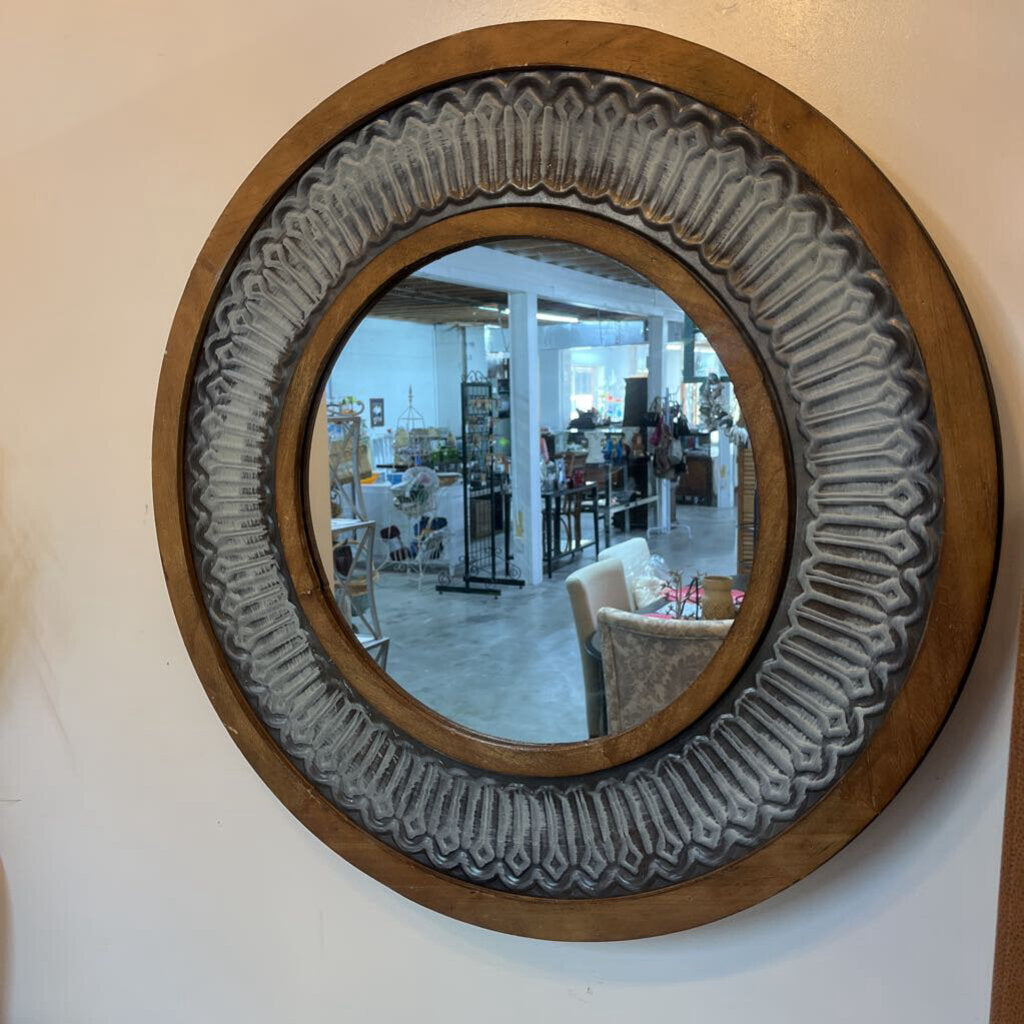 METAL AND WOOD MIRROR