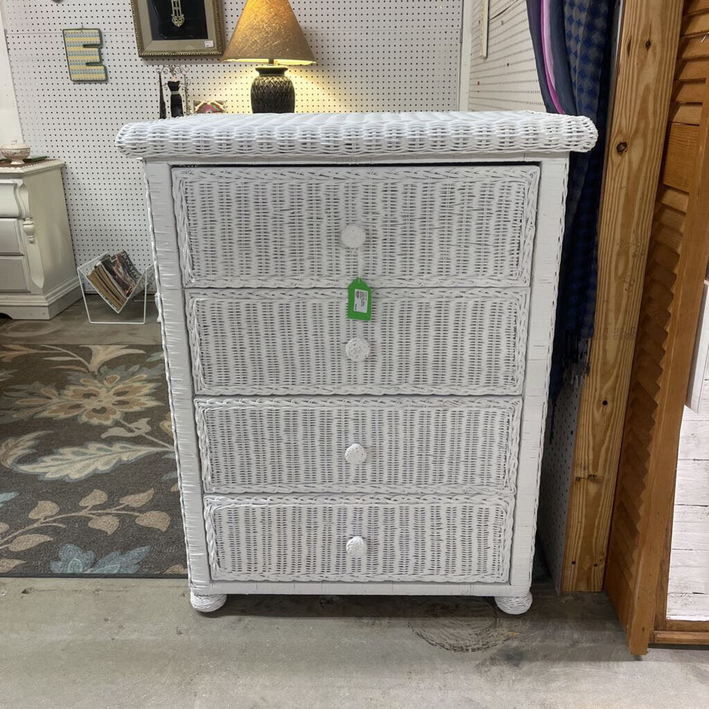 4 DRAWER WHITE WICKER CHEST OF DRAWERS