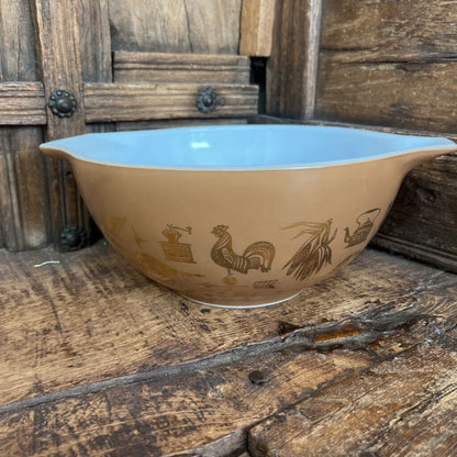 Pyrex Early American Brown Cinderella