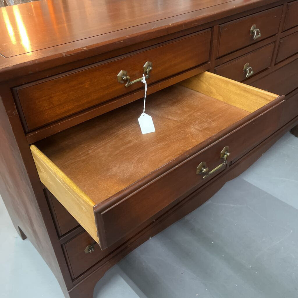 LINK-TAYLOR MAHOGANY 10 DRAWER CHEST / DRESSER