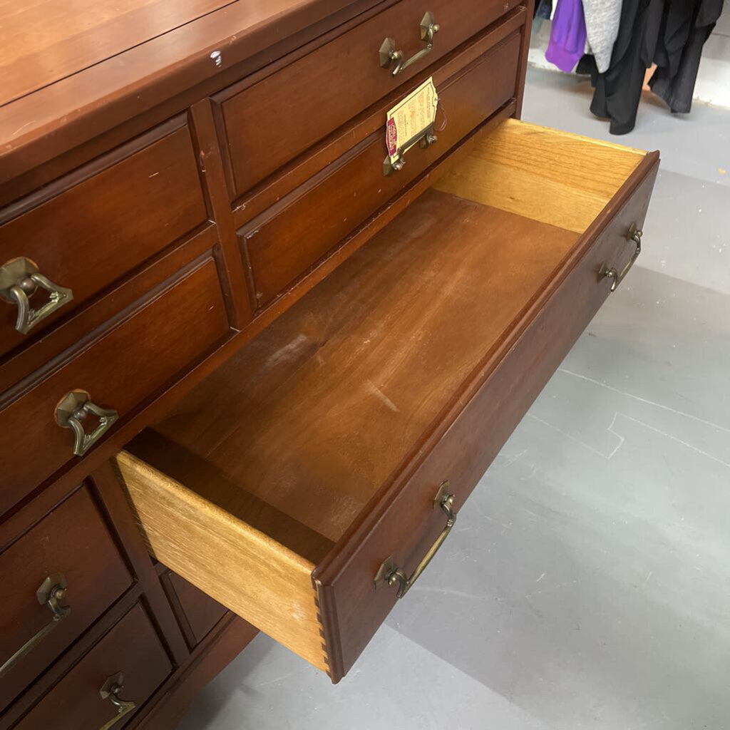 LINK-TAYLOR MAHOGANY 10 DRAWER CHEST / DRESSER
