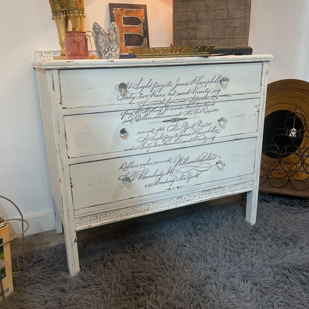 3 DRAWER SOLID WOOD DRESSER