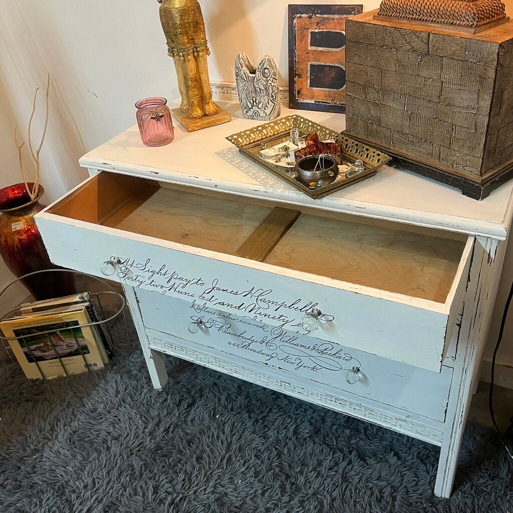 3 DRAWER SOLID WOOD DRESSER