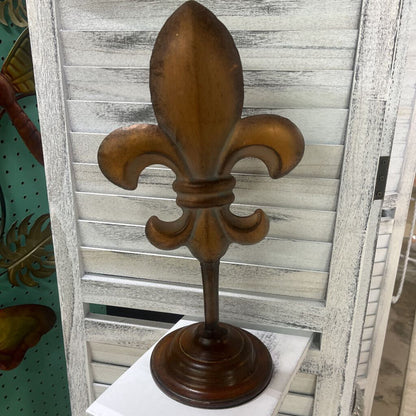Gold Fleur-de-lis Tabletop Statuette