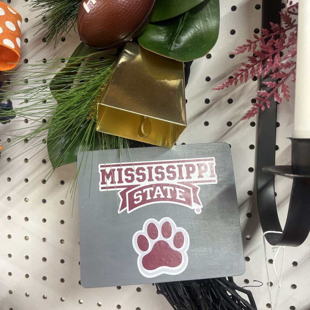MS State Wreath
