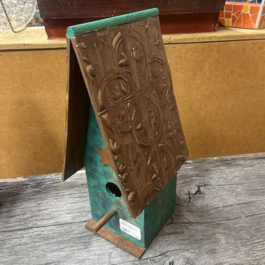 Shanty Birdhouse