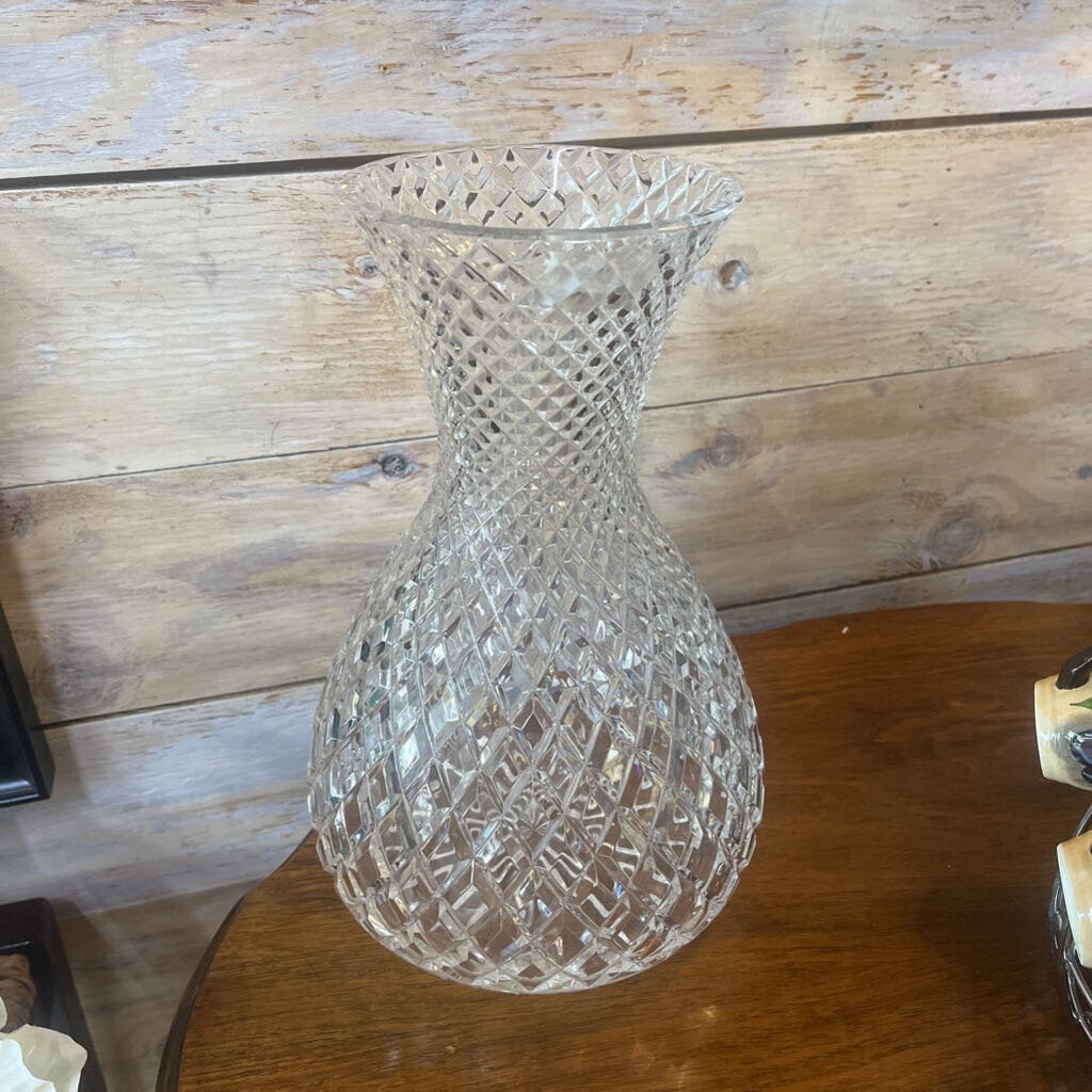 Diamond Point Countess Bouquet Crystal Vase