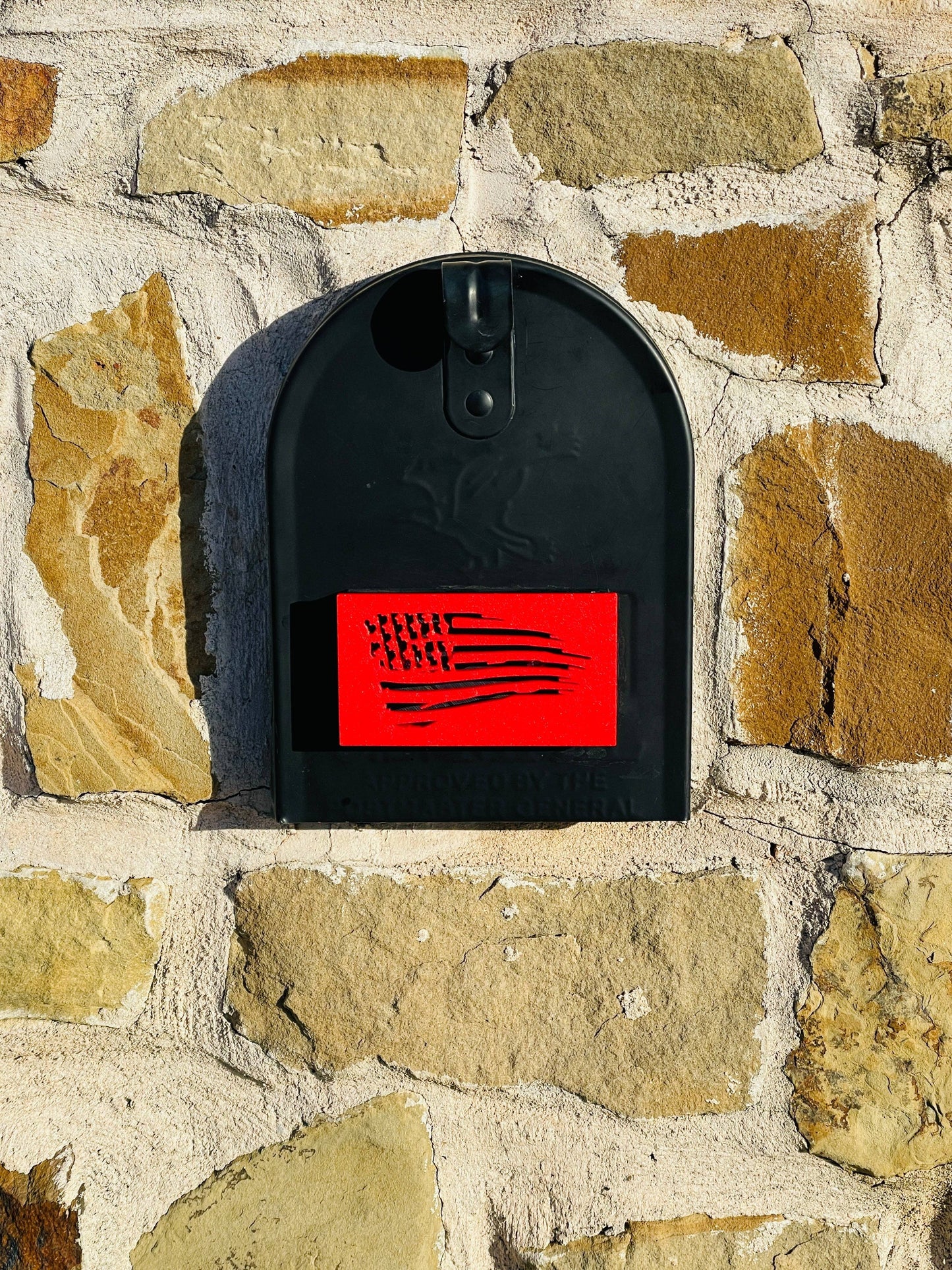 TATTERED FLAG MAILBOX FLAG - RUGGED & DURABLE FOR STONE & BRICK