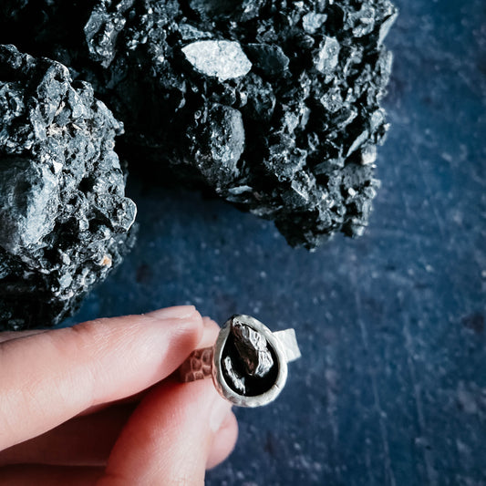 CHUNKY TEARDROP RAW METEORITE RING IN SILVER