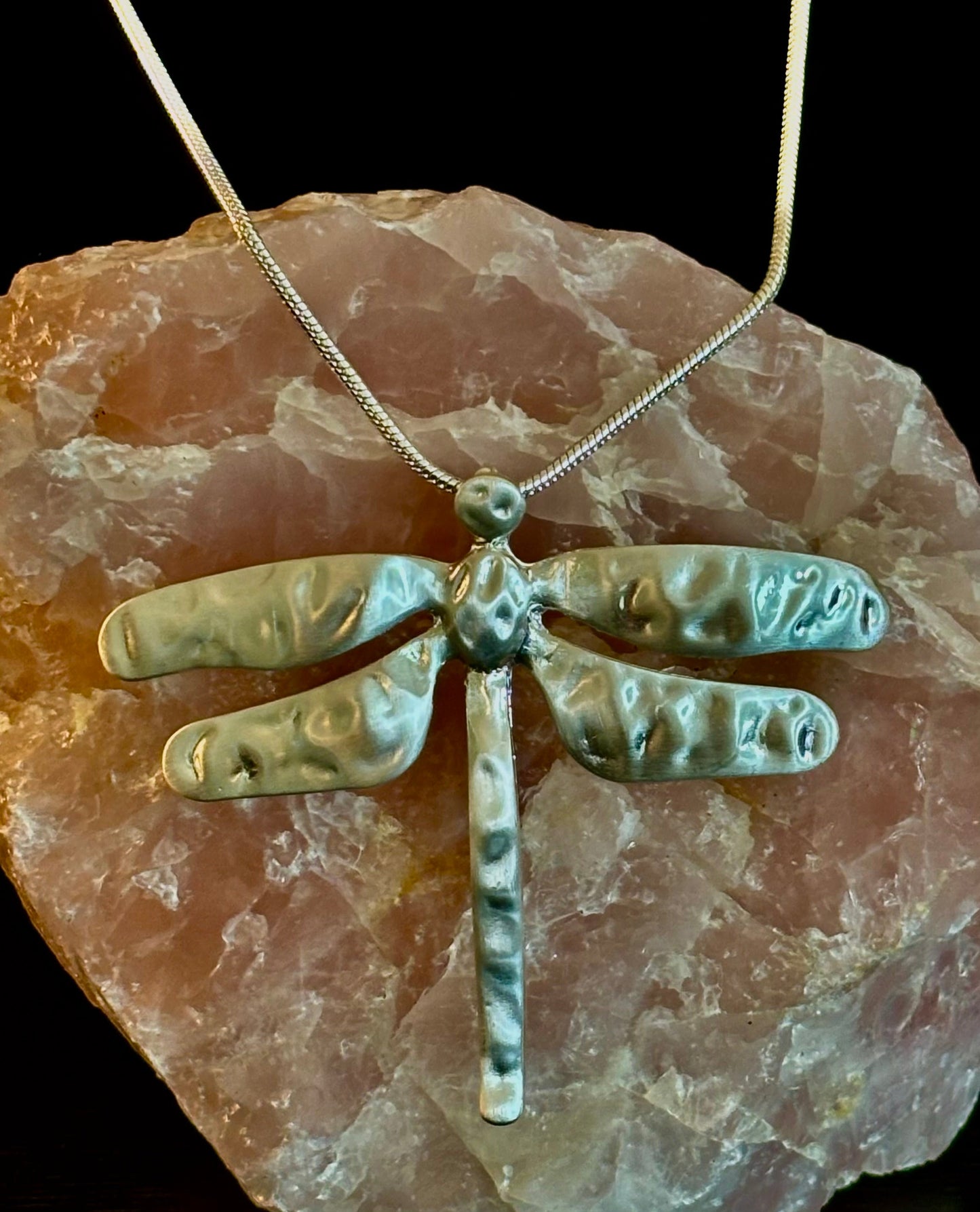 🐉 DRAGONFLY PENDANT NECKLACE – EMBRACE CHANGE, FLY FIERCE