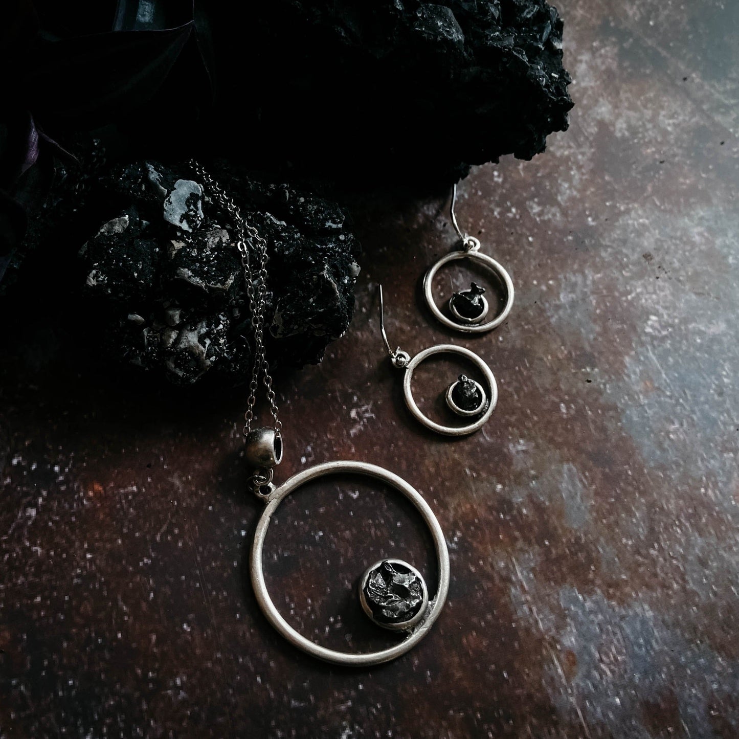 METEORITE JEWELRY SET - CIRCLE NECKLACE AND EARRINGS