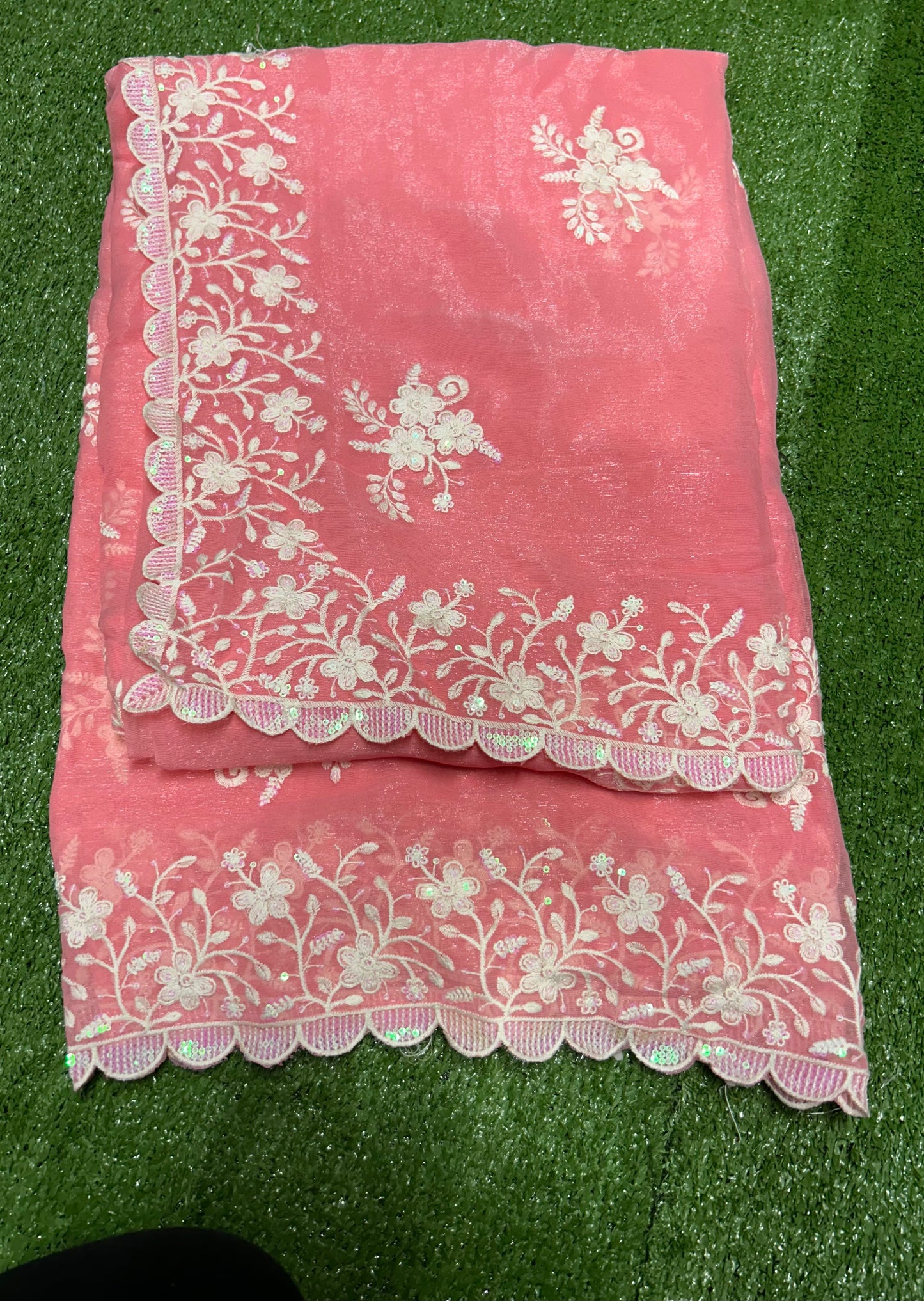 TRADITIONAL DESIGNER SAREE - ETHNIC WEAR FOR WOMEN -022