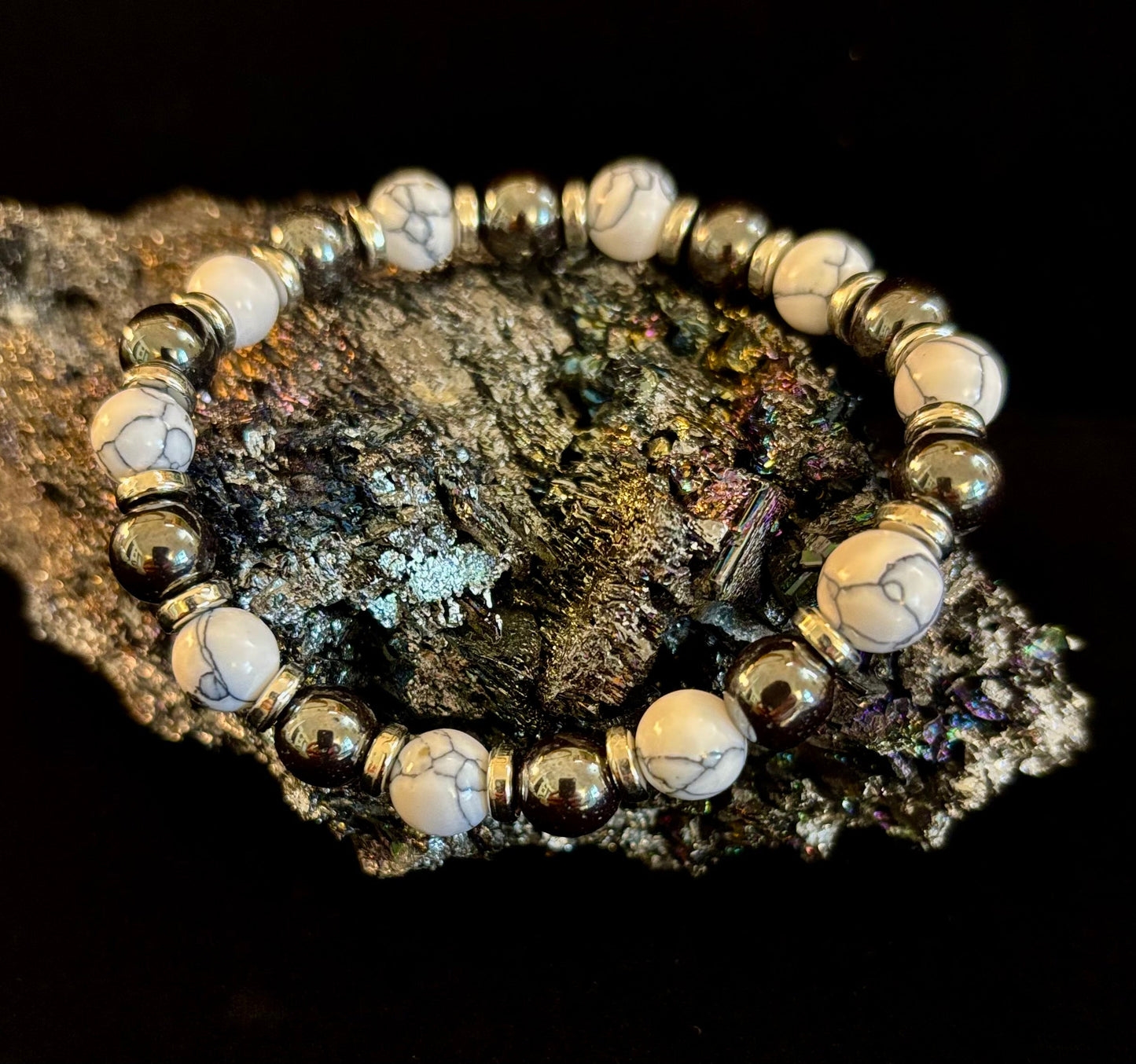 WHITE TURQUOISE & HEMATITE ENERGY PROTECTION BRACELET – 8MM BEADS FOR MEDIUM WRISTS
