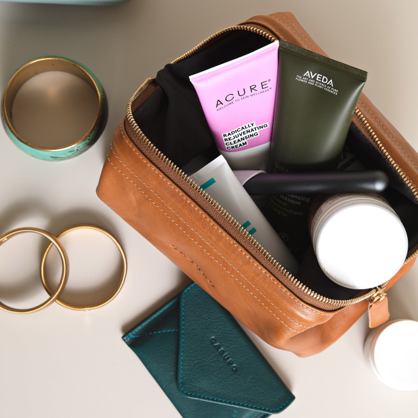 TOILETRY TRAVEL BAG - NATURAL