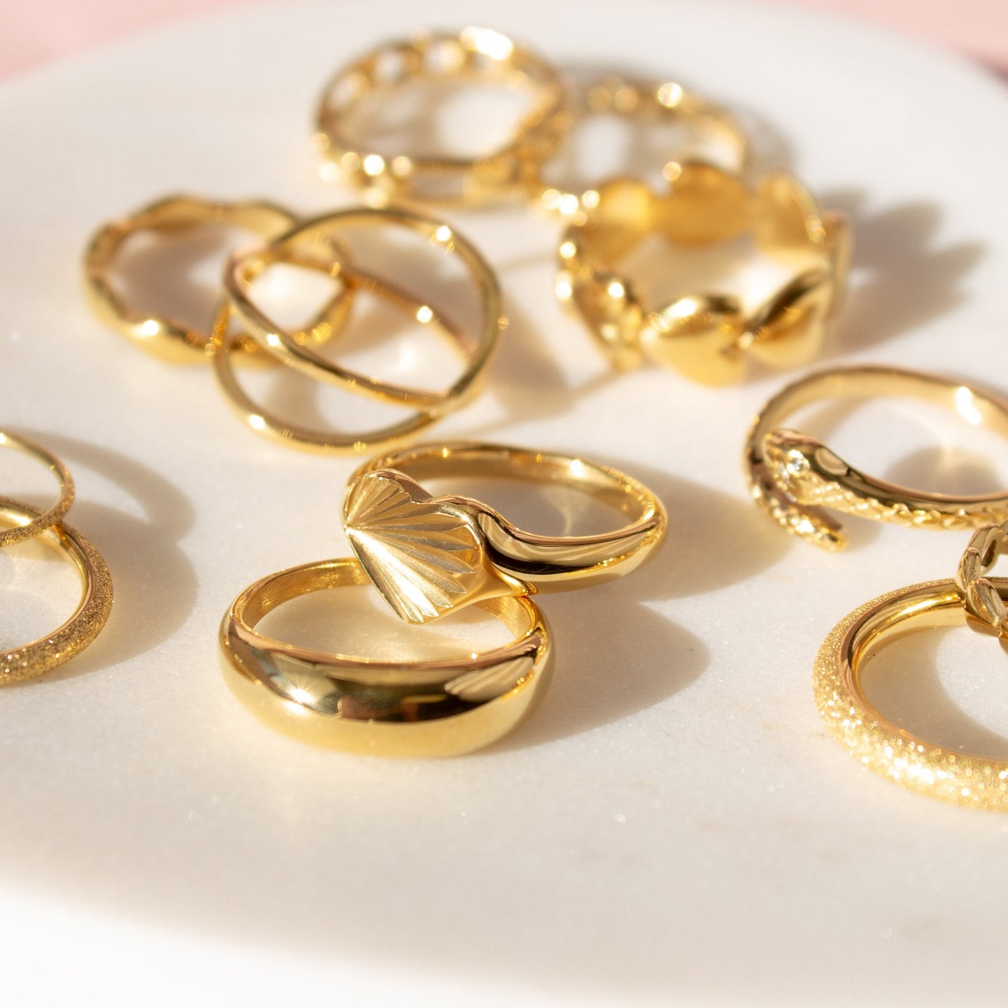 ALMA HEART RING