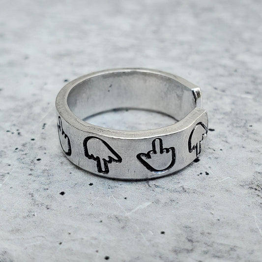 MIDDLE FINGER THIN BAND RING
