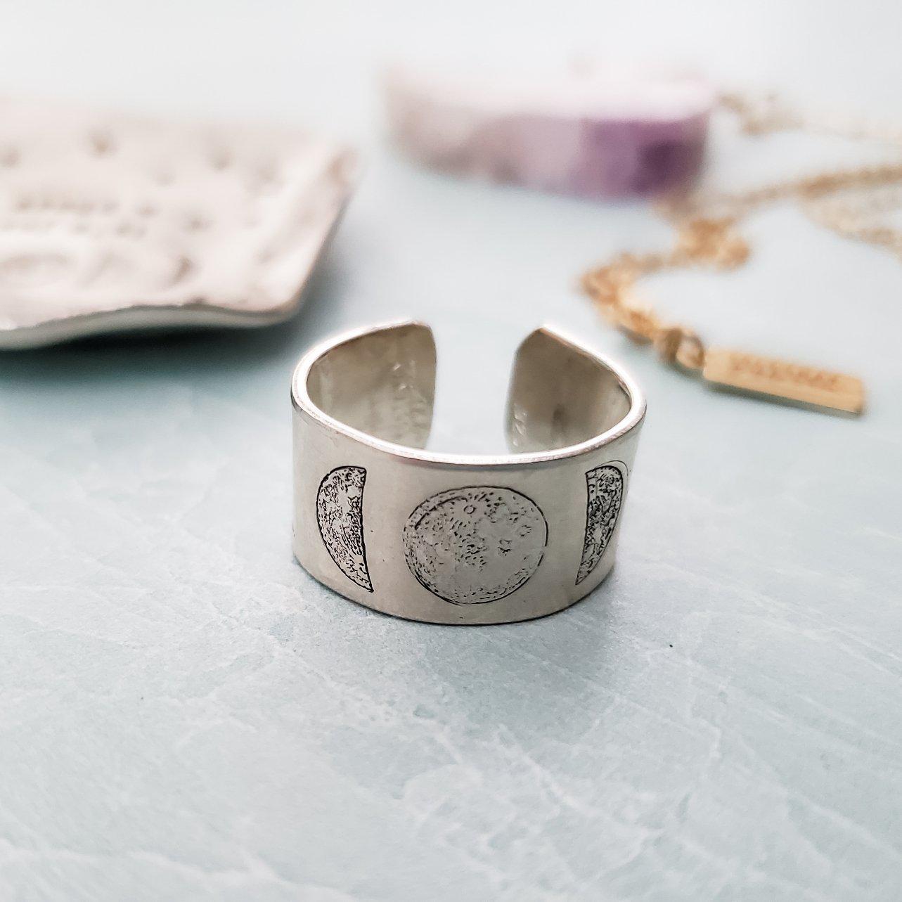 MOON PHASES CELESTIAL SILVER RING
