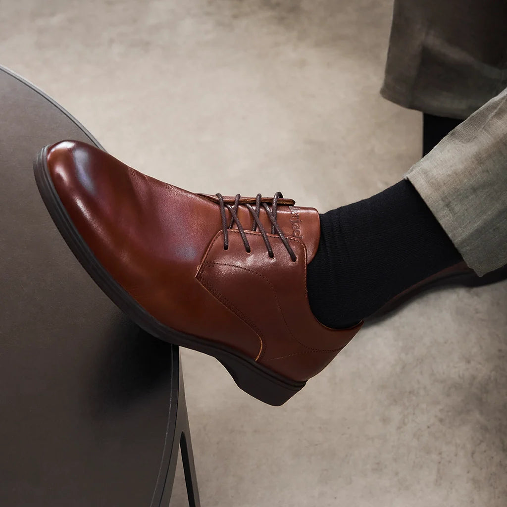THE ORIGINAL (CHESTNUT) CLASSIC