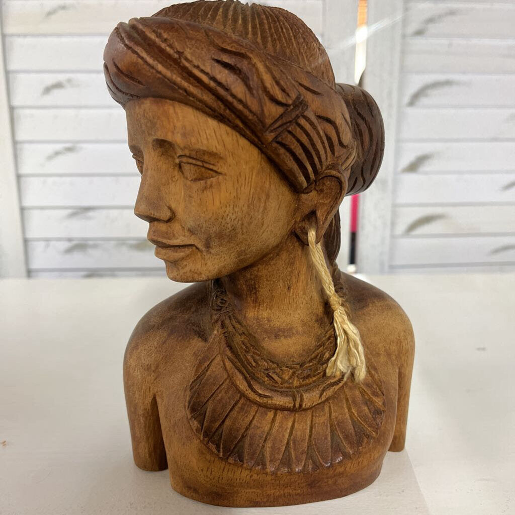 PAIR EXOTIC LIGHT WOOD CARVINGS-Thriftique Marketplace