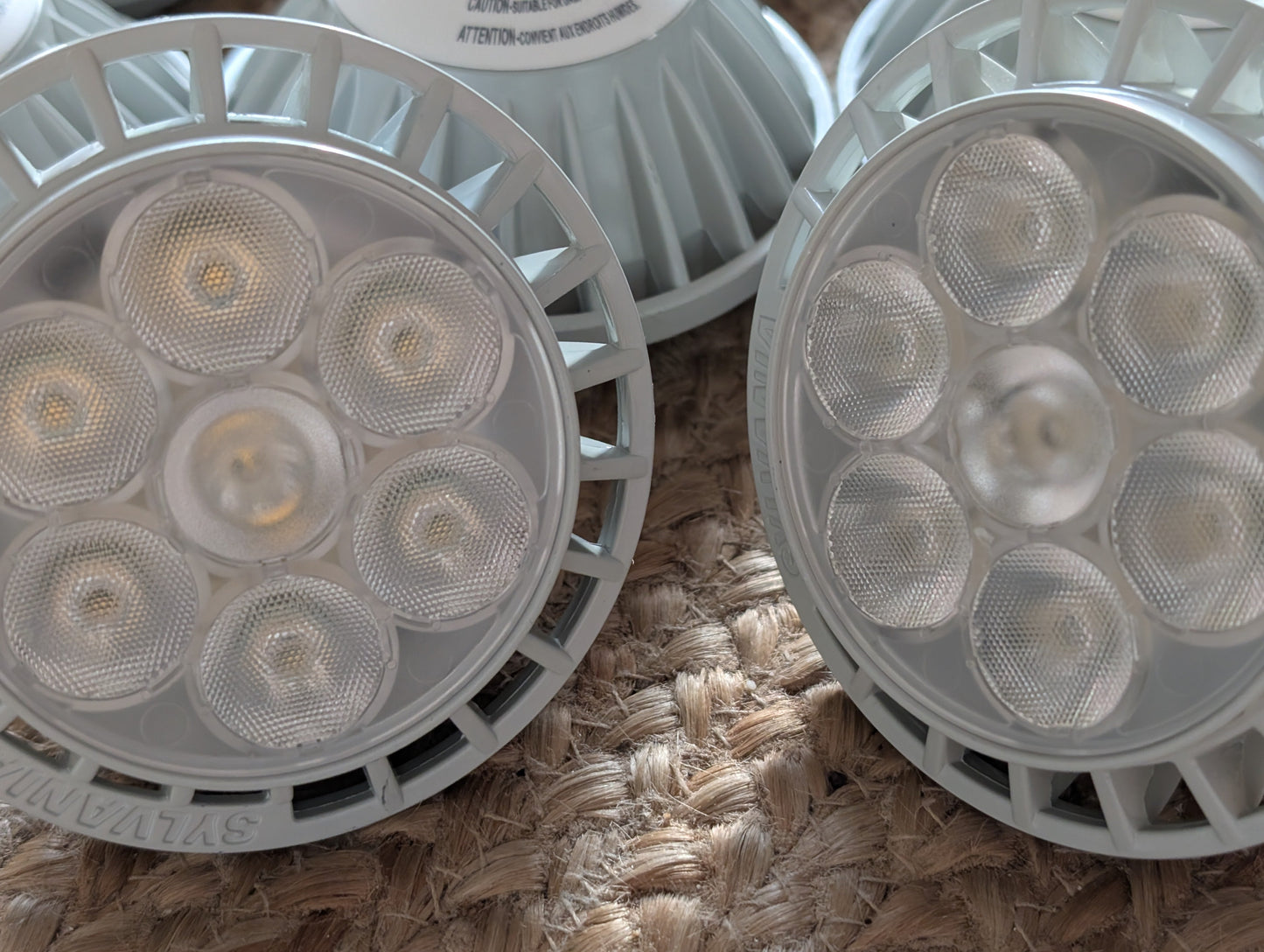 SYLVANIA LED11PAR30IMSG830NFL25 LED LAMP