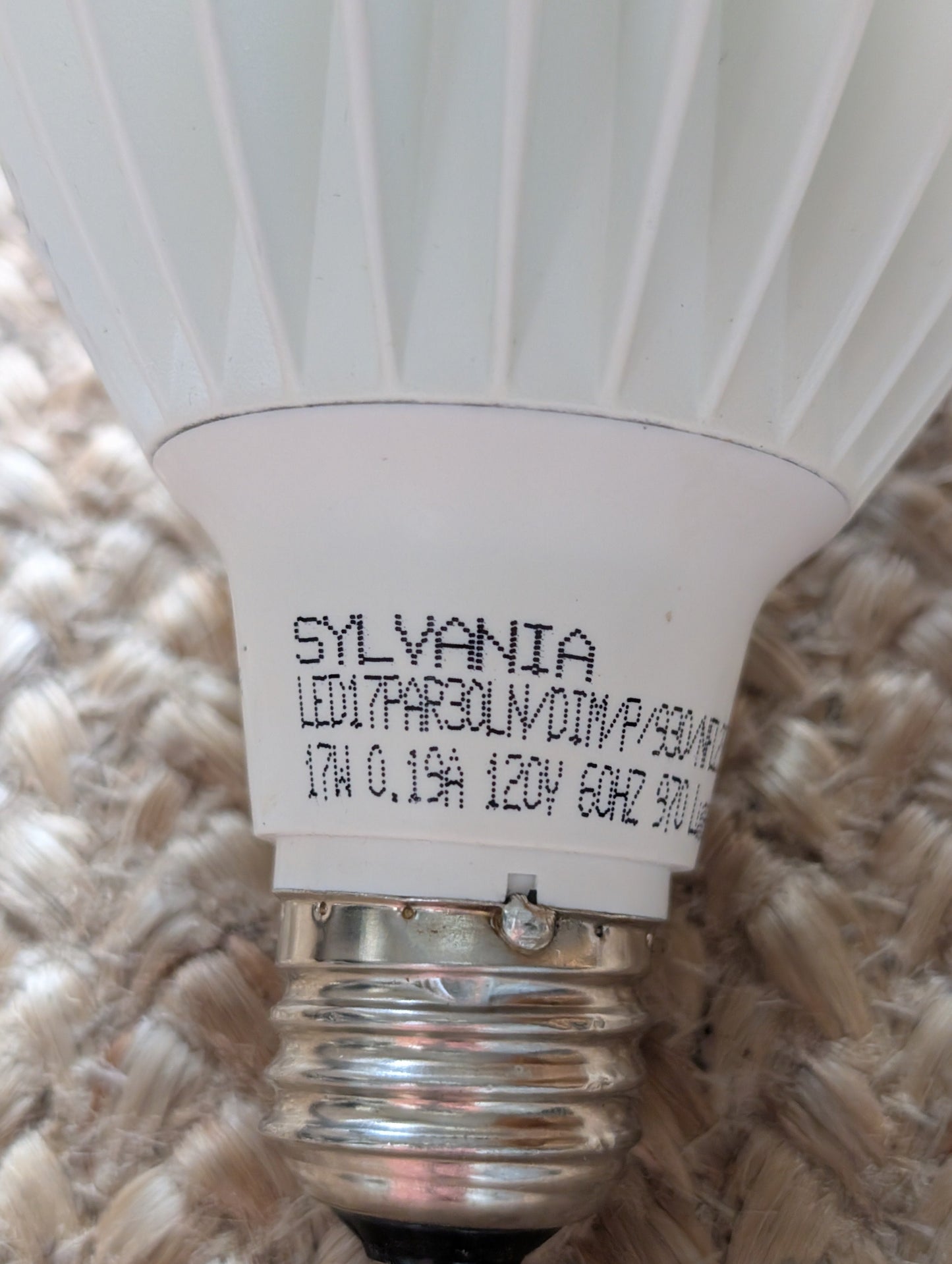 SYLVANIA 17W PAR30LN LED LAMP