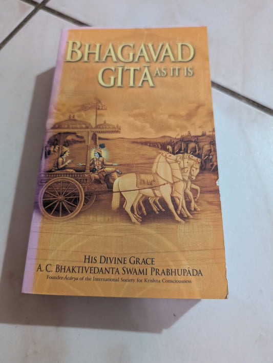 BHAGAVAD-GITA :AS IT IS BY A. C. BHAKTIVEDANTA SWAMI PRABHUPĀDA KRISHNA