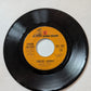 GORDON LIGHTFOOT - CARE FREE HIGHWAY - SEVEN ISLAND SUITE (7 IN, 45 RPM, SINGLE, VINYL RECORD ALBUM)