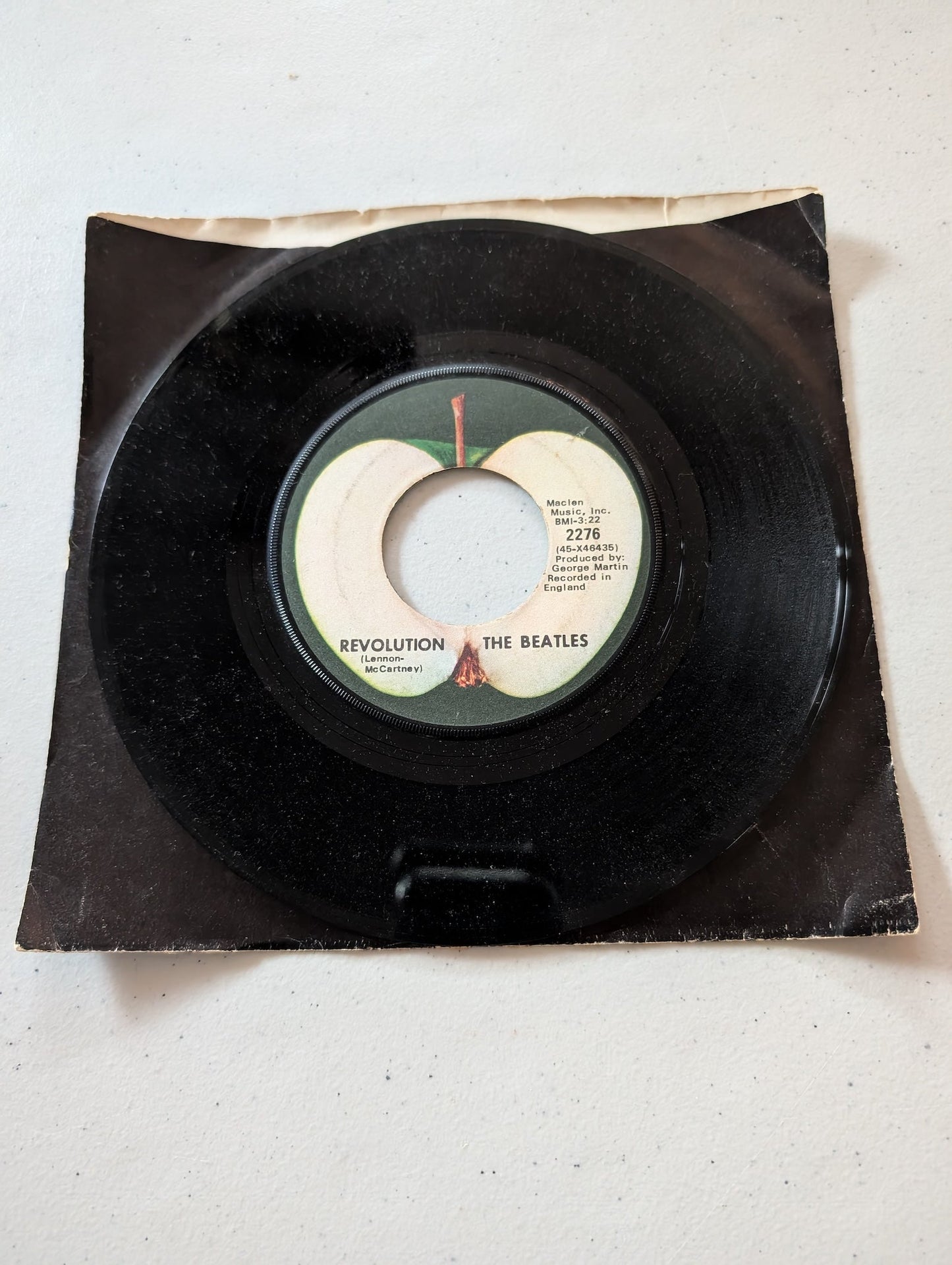 THE BEATLES - HEY JUDE - REVOLUTION  APPLE RECORDS 2276 W/SLEEVE 1968 (7 IN, 45 RPM, SINGLE, VINYL RECORD ALBUM)