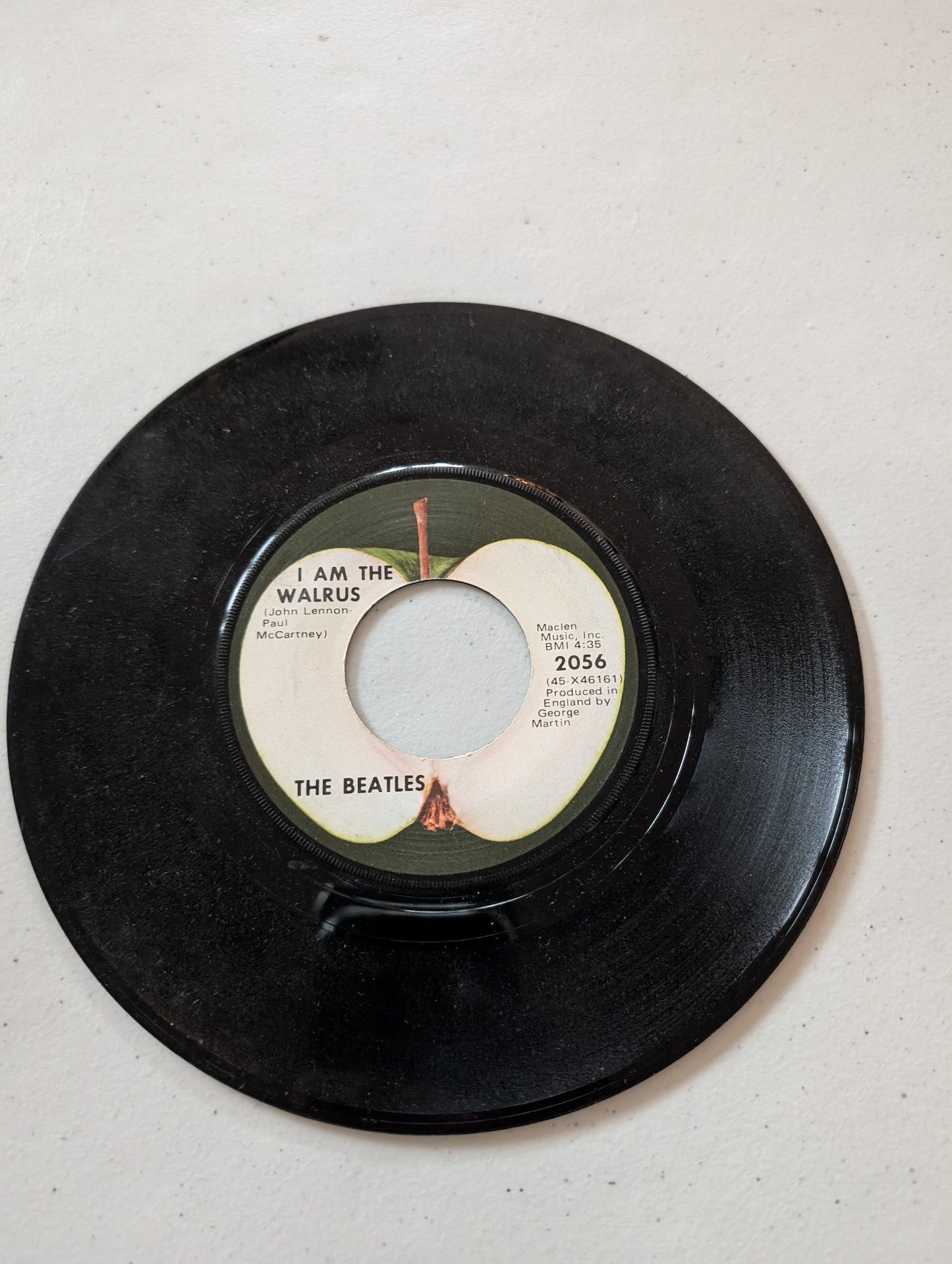 THE BEATLES, HELLO GOODBYE -  I AM THE WALRUS (7 IN, 45 RPM, SINGLE, VINYL RECORD ALBUM)