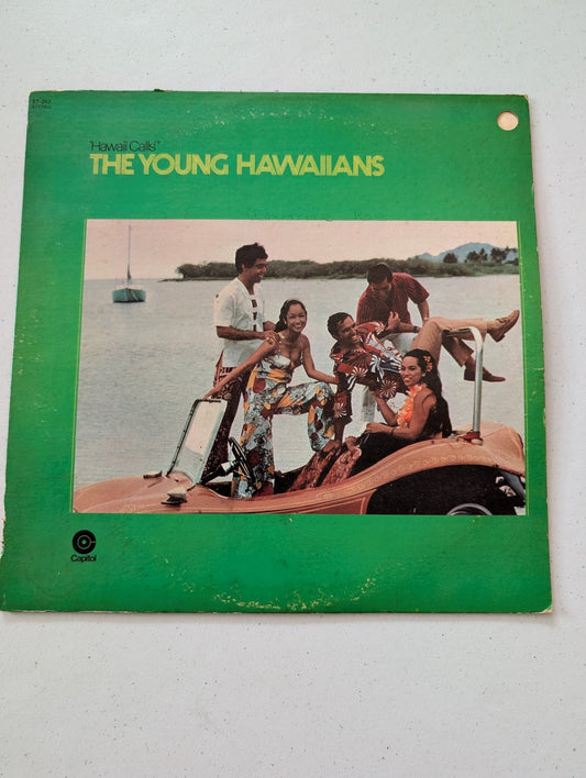 The Young Hawaiians Hawaii Calls LP Vinyl Record Capitol Stereo ST-262(Vintage Vinyl Record LP Album Hawaiian)