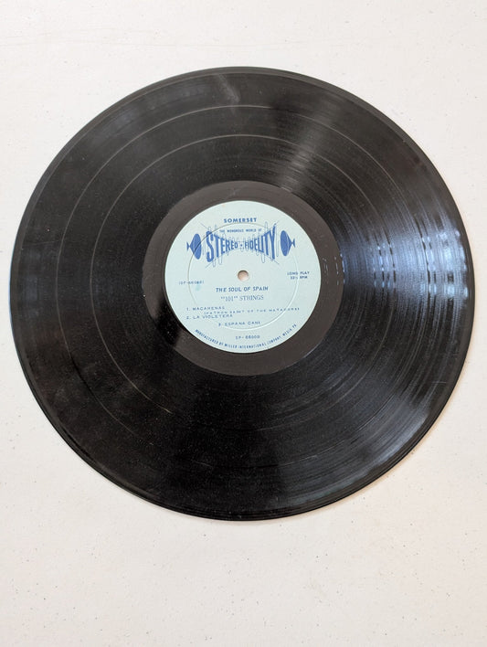THE SOUL OF SPAIN BY 101 STRINGS, RELEASED IN 1958(VINTAGE VINYL RECORD LP ALBUM)