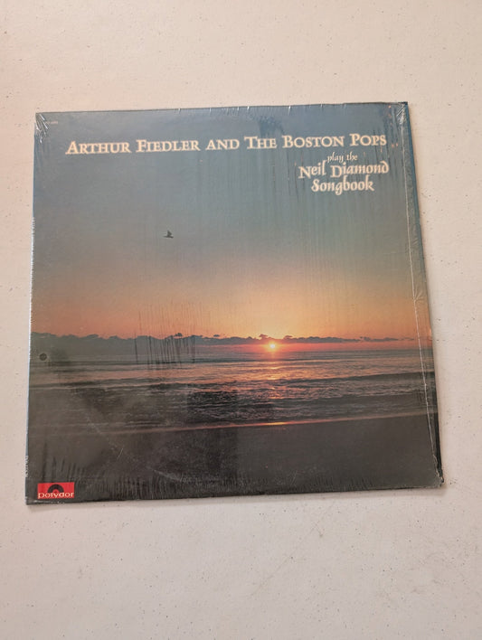 ARTHUR FIEDLER AND THE BOSTON POPS, PLAY THE NEIL DIAMOND SONGBOOK, 1975 LP (VINTAGE VINYL RECORD LP ALBUM)