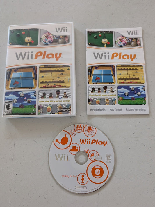 WII PLAY SPORTS GAMES (NINTENDO WII 2007) COMPLETE WITH GAME, CASE, AND BOOKLET