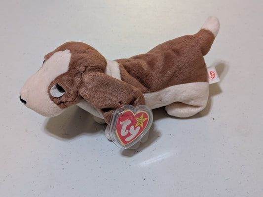 TRACKER THE DOG - TY BEANIE BABY (BROWN, WHITE, 2000, PLUSH TOY, MWMT, STUFFED ANIMAL, VINTAGE, RETIRED, PLUSHIE)