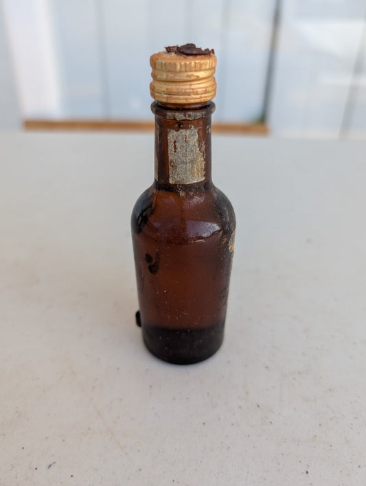 GODIVA VINTAGE SMALL / MINI LIQUOR / LIQUEUR EMPTY BOTTLES WITH LID