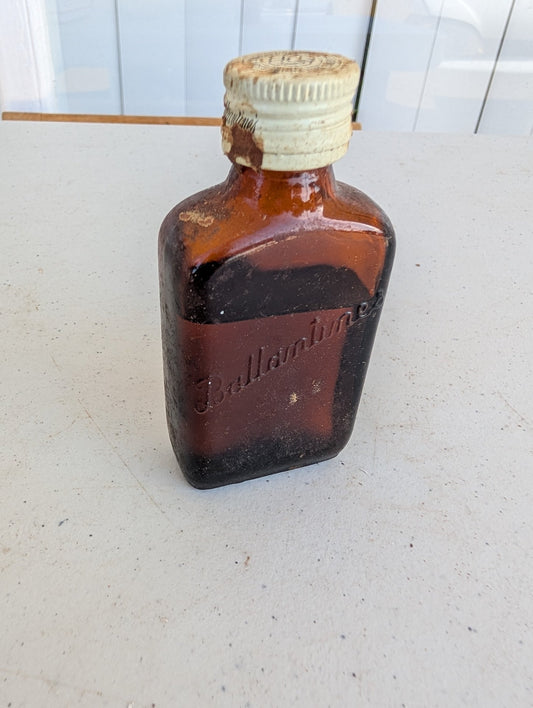 Ballantine's miniature Scotch Whisky Vintage Small / Mini Liquor / Liqueur EMPTY Bottles with Lid