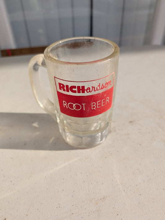 RICHARDSON ROOT BEER CLEAR GLASS SODA MUG RED GRAPHICS VINTAGE RETRO