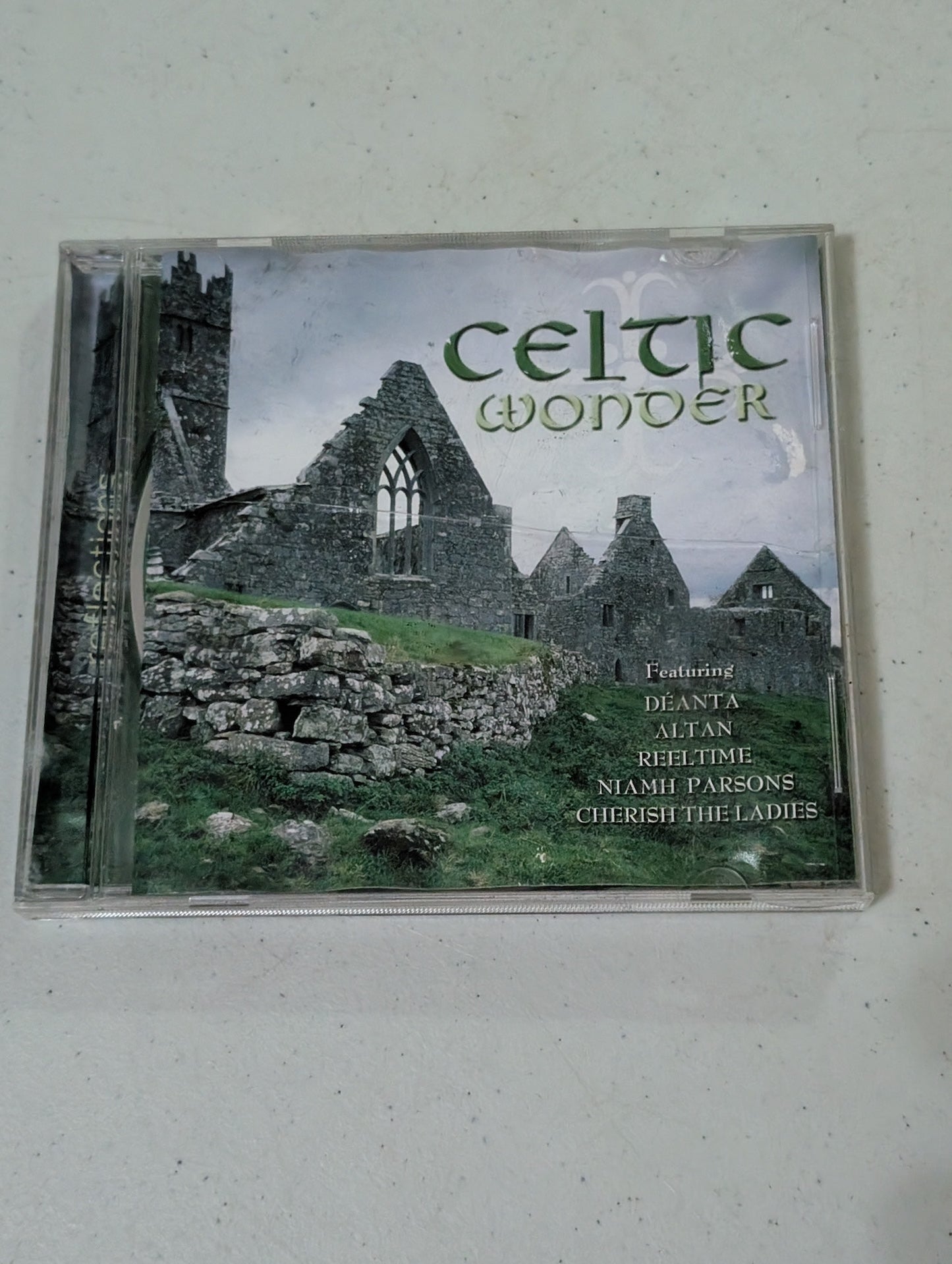 VARIOUS ARTISTS - CELTIC WONDER (CELTIC, FOLK, WORLD, & COUNTRY, CD, 2002)