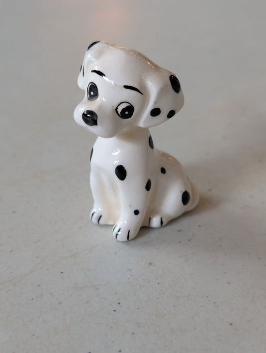101 DALMATIANS CERAMIC FIGURINE 2.5” WALT DISNEY PRODUCTIONS JAPAN  (VINTAGE, COLLECTABLE, NOSTALGIA, TOY)