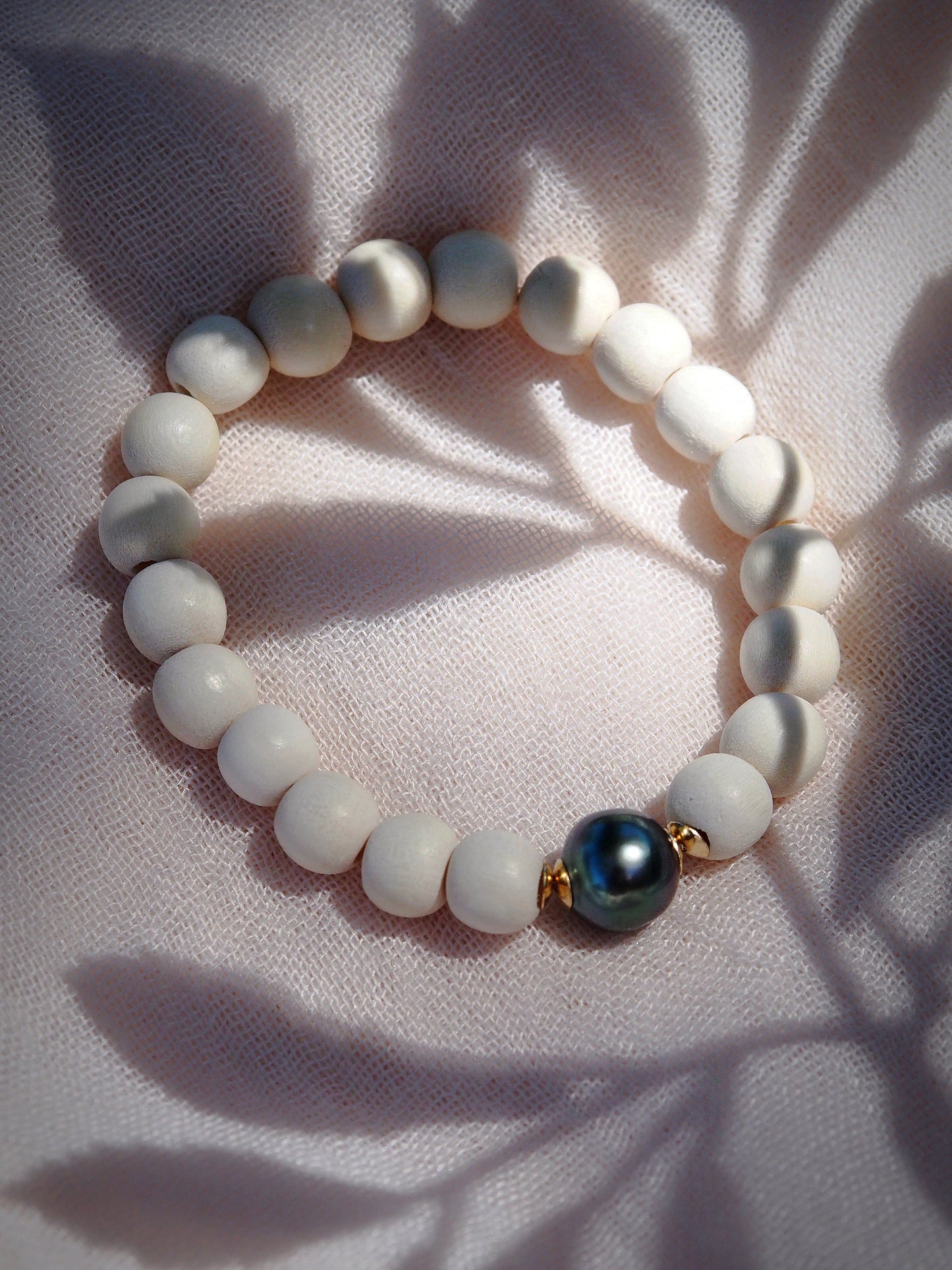 STRETCHY TAHITIAN PEARL LIGHT WOOD BRACELET - LANI