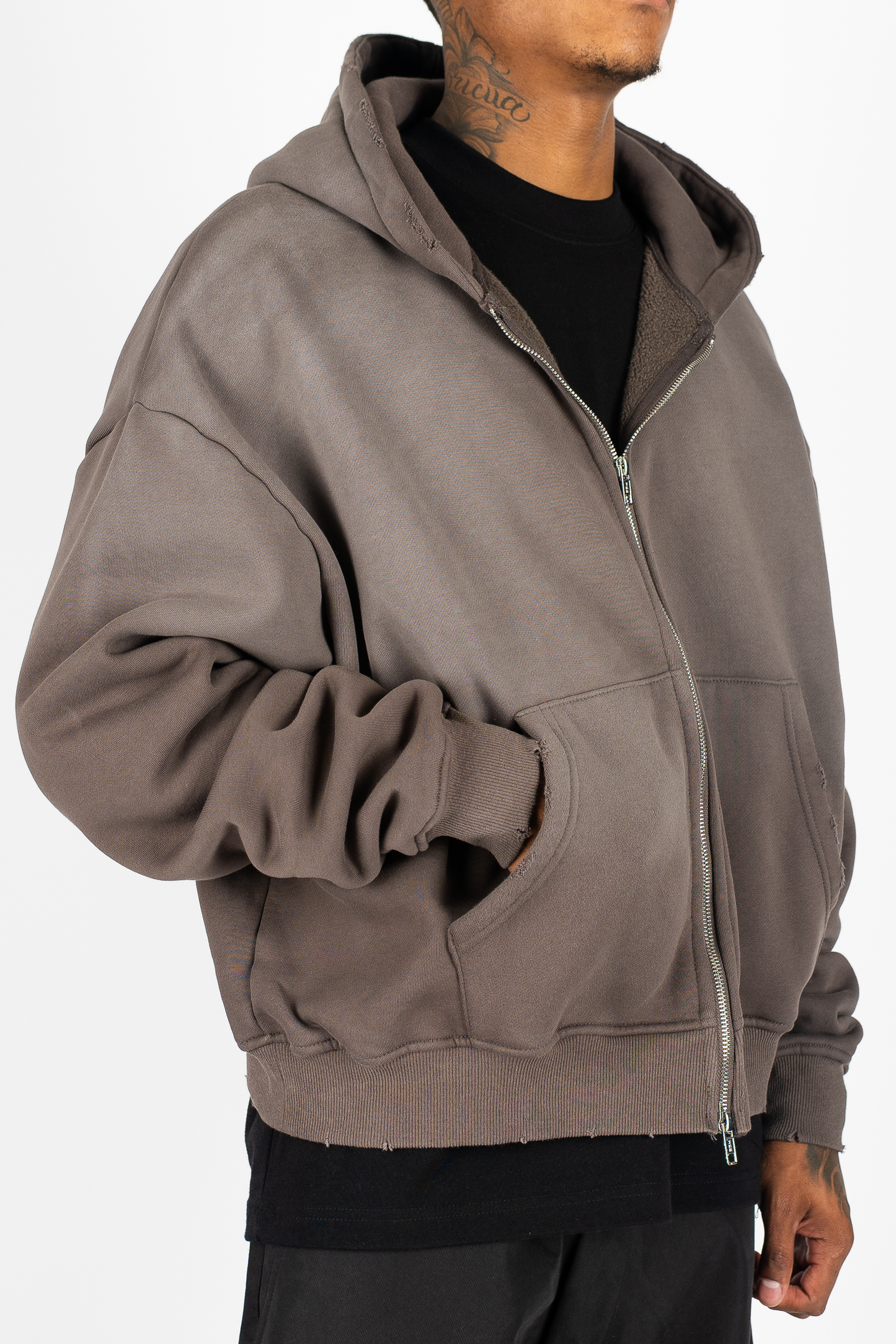 THE LABEL WEATHERED ZIP UP