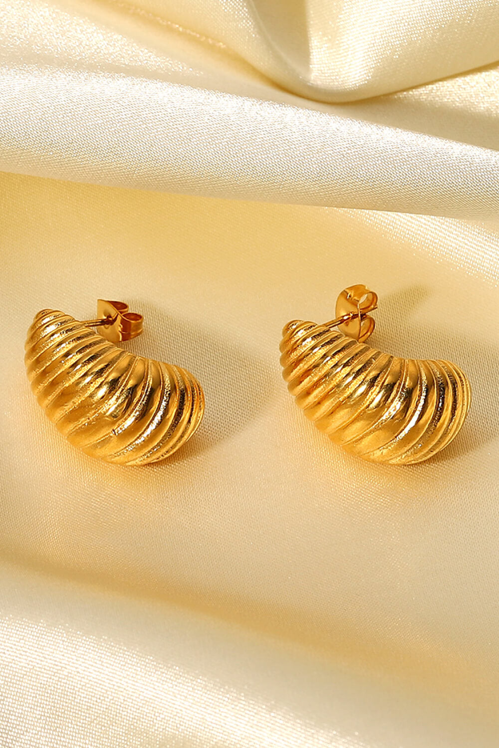 SHELL SHORE SPIRAL STUD EARRINGS-Thriftique Marketplace