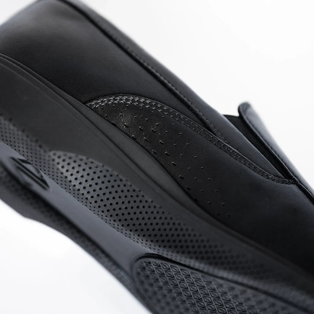 THE SLIP-ON (OBSIDIAN)