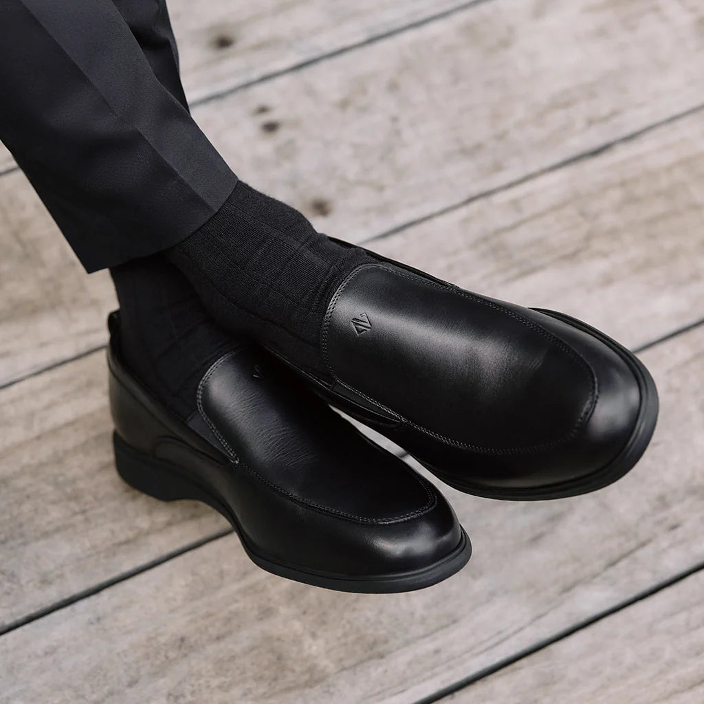 THE SLIP-ON (OBSIDIAN)