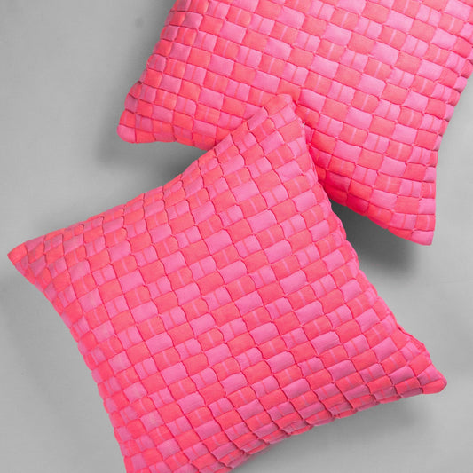 SUJANI QUILTED PILLOW - NEON PINK