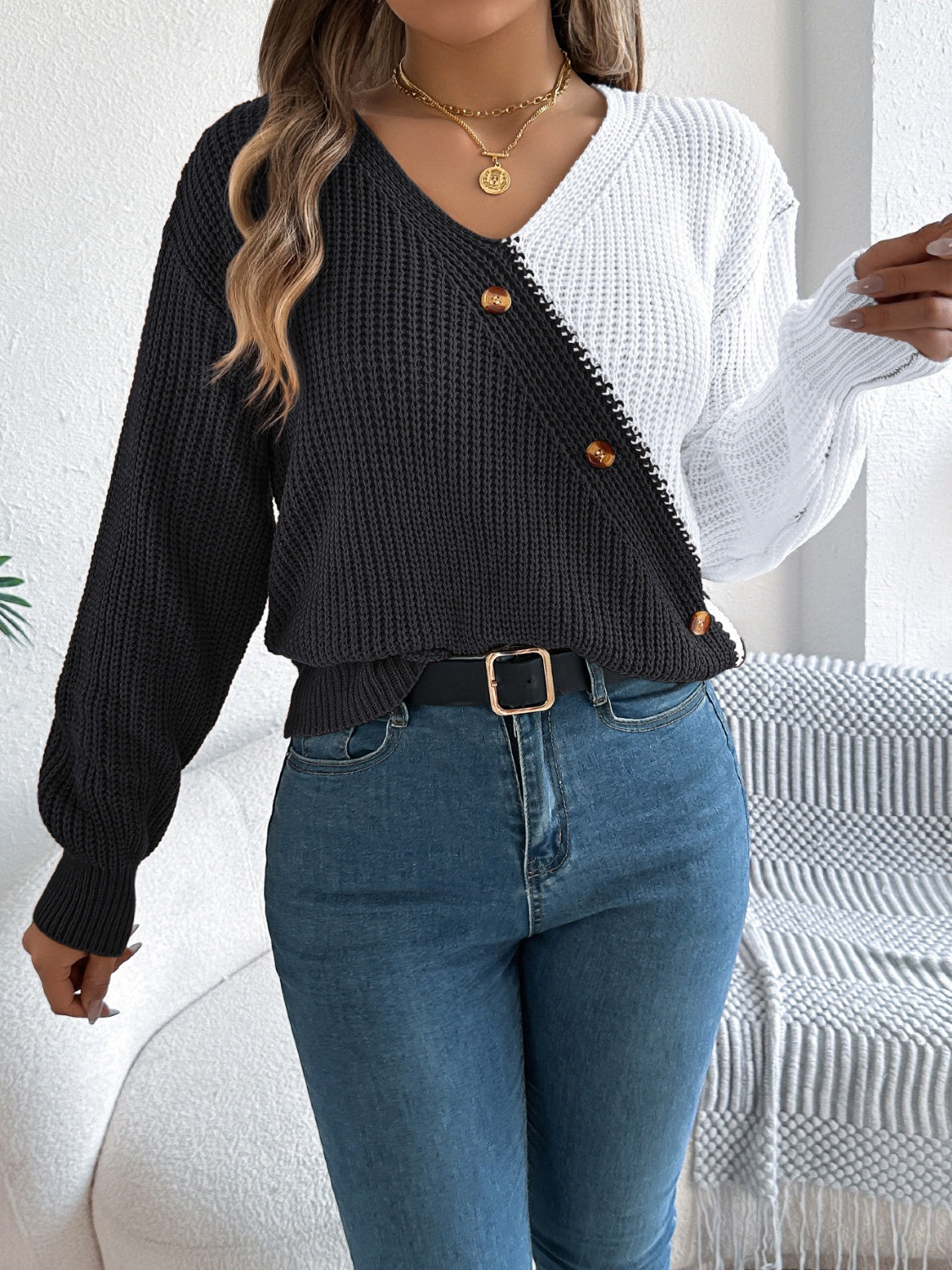 TWO-TONE V-NECK LONG SLEEVE SWEATER-Thriftique Marketplace