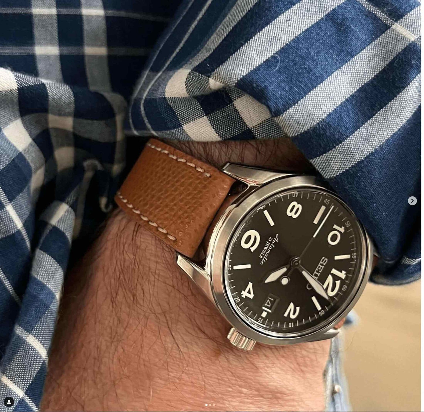 TAN HAMMERED CALFSKIN ECRU STITCHES WATCH STRAP