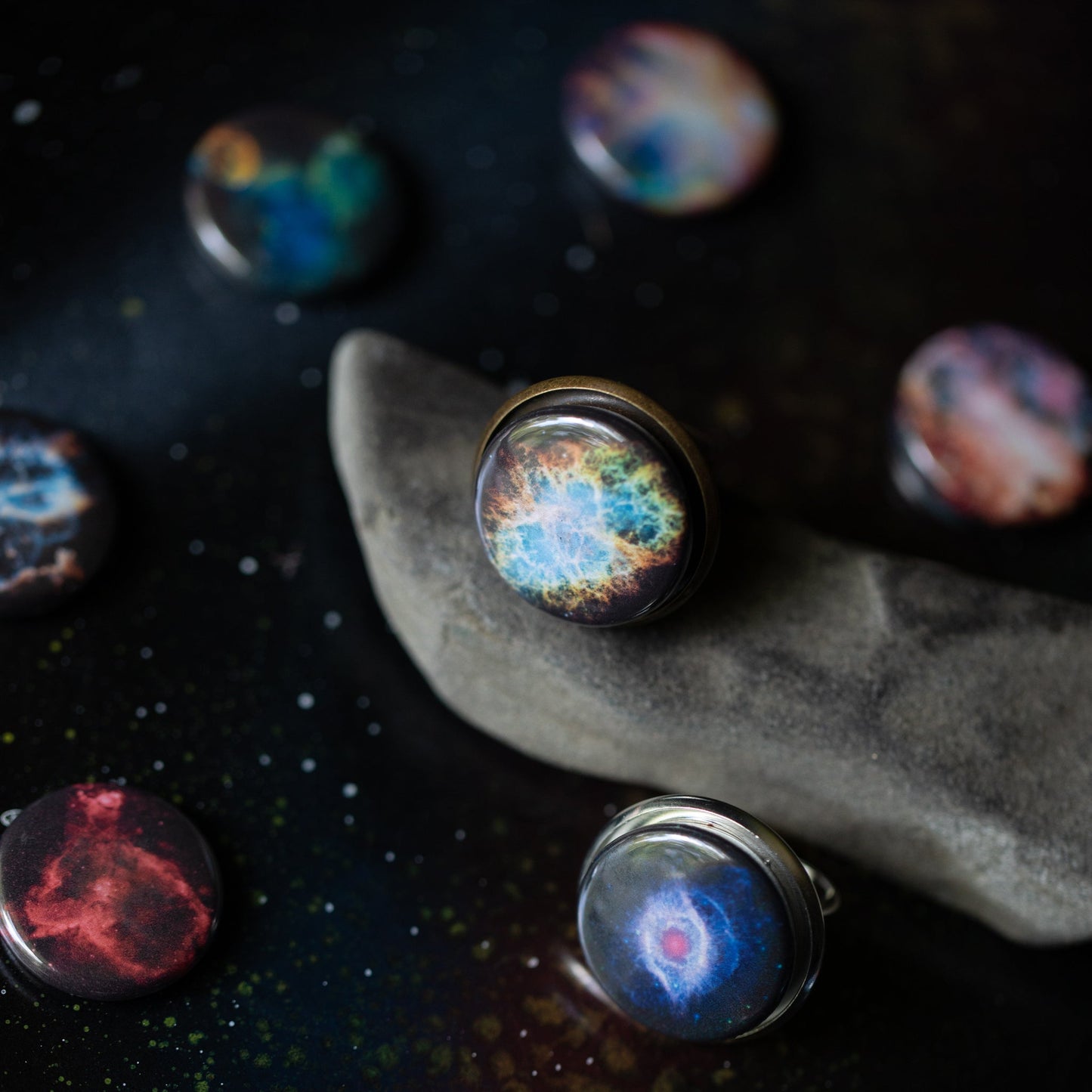 INTERCHANGEABLE NEBULA RING