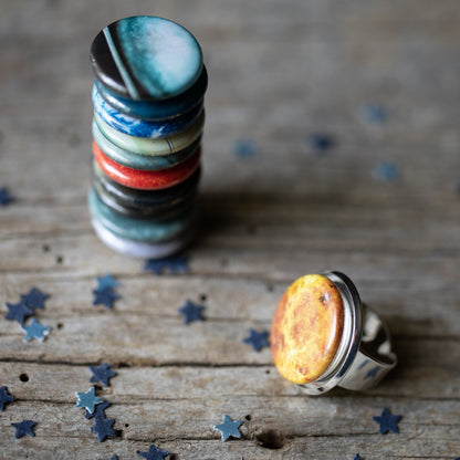 INTERCHANGEABLE SOLAR SYSTEM RING