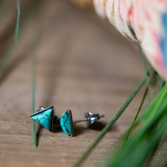 MOUNTAINS OF EARTH TINY TRIANGLE TURQUOISE STUD EARRINGS
